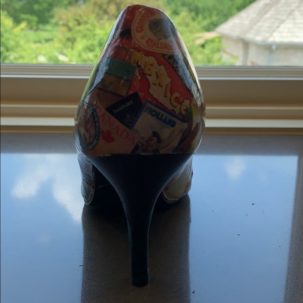 Vintage Travel-decorated high heels size 8.5 - Picture 4 of 6